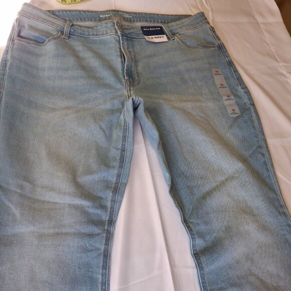 Old Navy Womens Jeans 18 Blue Mid Rise Wow Boot Cut Wash Denim - Picture 2 of 9